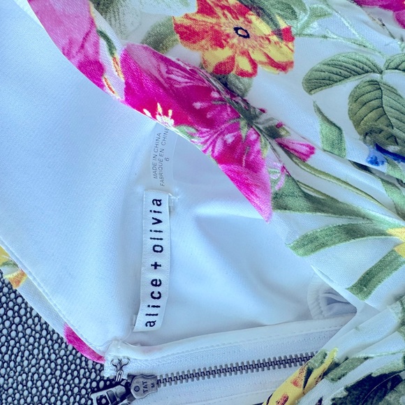 Alice and Olivia Samantha Floral Burnout Wrap Maxi Dress - Picture 6 of 6